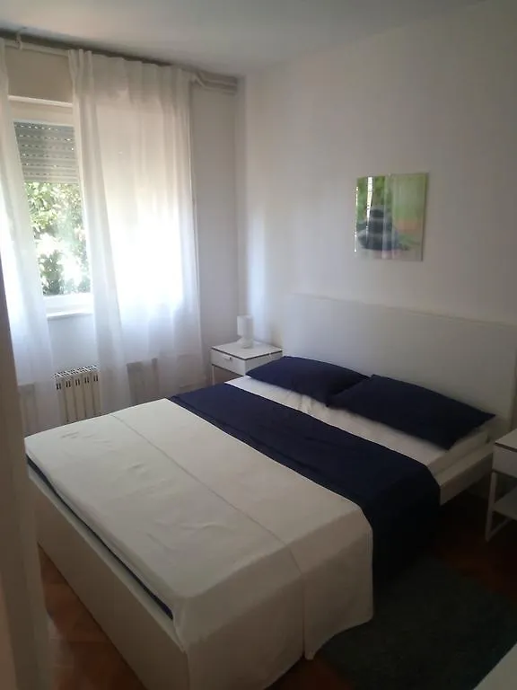 Apartment Lidija Πούλα 0*,  Κροατία